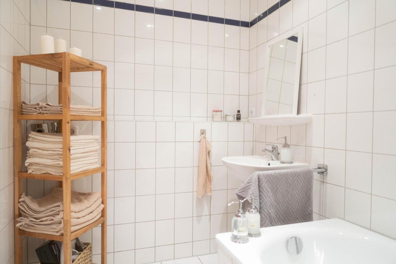 Grosse 3 Zimmer Wohnung Mit Netflix In Zentraler Lage Erfurt Exterior photo